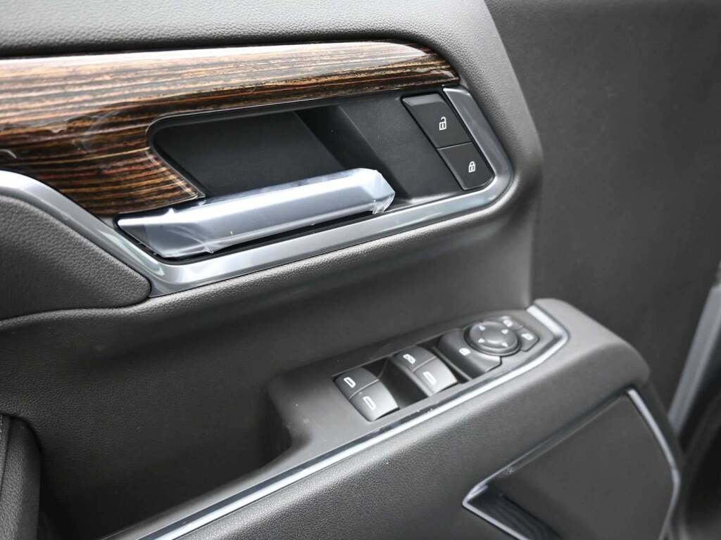 2026 GMC Sierra 2500HD Double Cab, Standard Bed, SLE, RWD