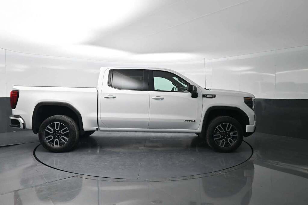 2026 GMC Sierra 1500 Crew Cab, Short Bed, AT4, 4WD