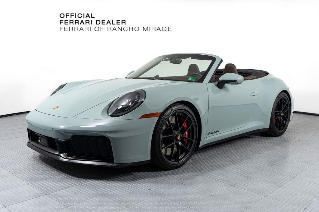 2025 Porsche 911 GTS