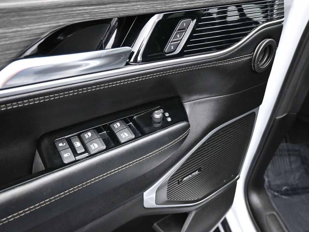 2023 Jeep Wagoneer L Series III 4x4