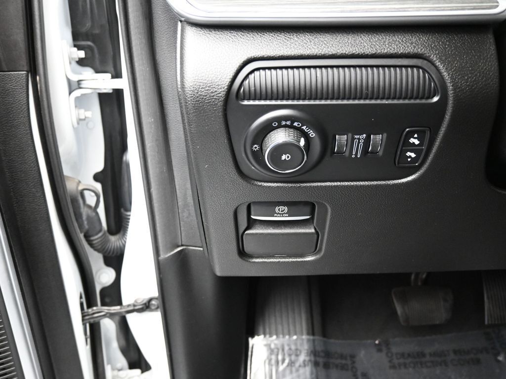 2023 Jeep Wagoneer L Series III 4x4