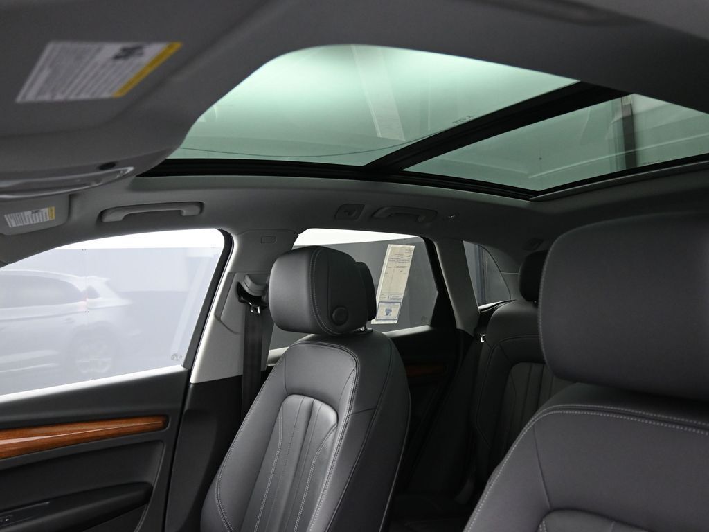 2023 Audi Q5 Premium 40 TFSI quattro S tronic