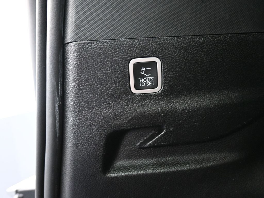 2023 Jeep Wagoneer L Series III 4x4