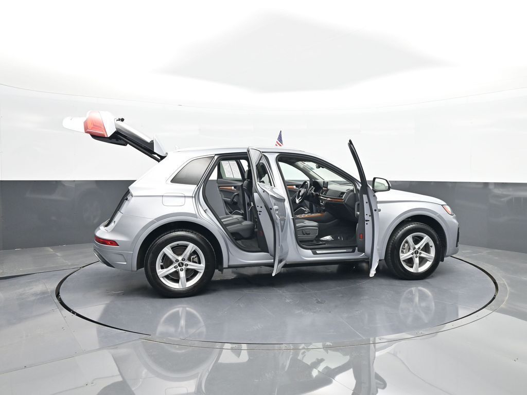 2023 Audi Q5 Premium 40 TFSI quattro S tronic