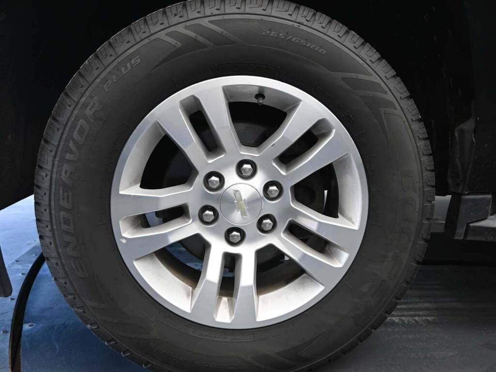 2020 Chevrolet Suburban 2WD LT