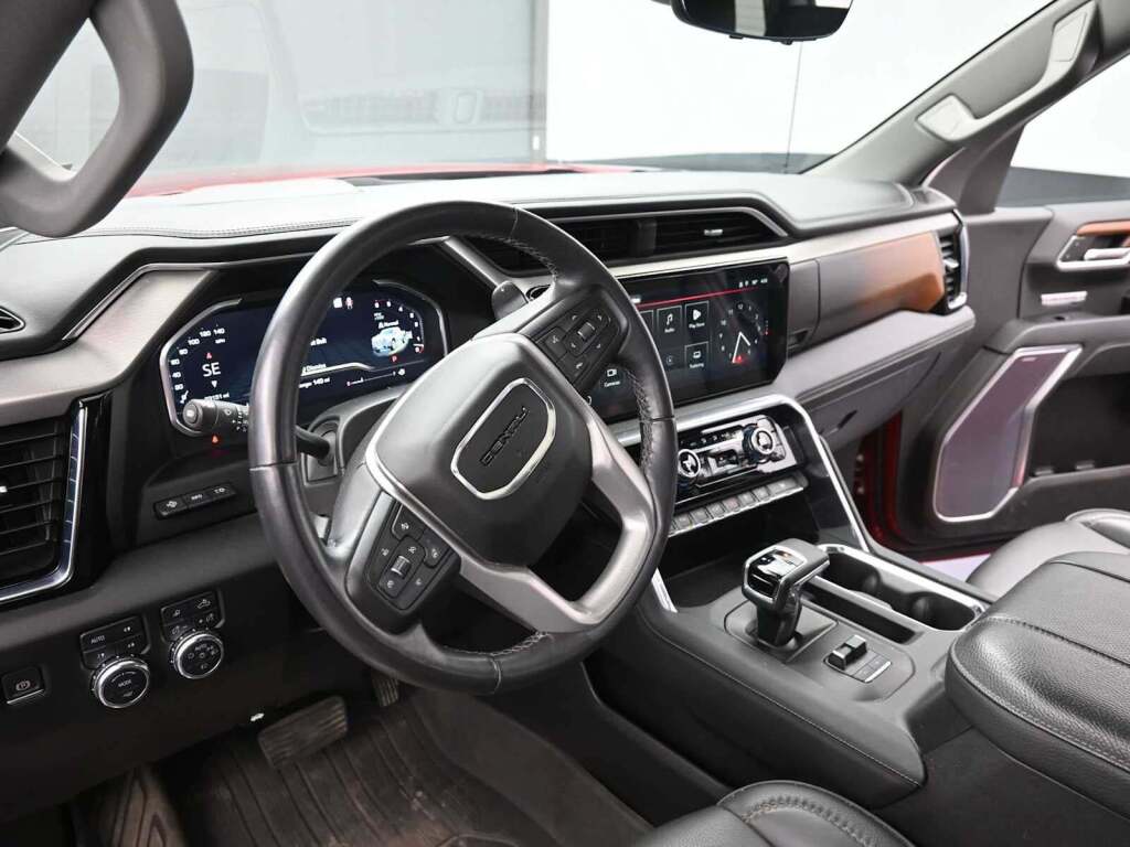 2023 GMC Sierra 1500 4WD Crew Cab Standard Box Denali