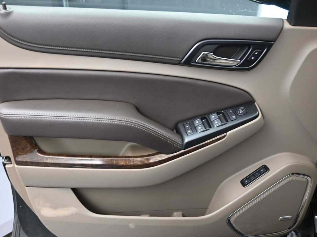 2020 Chevrolet Suburban 2WD LT