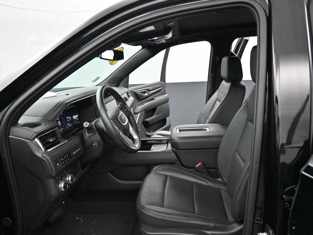 2024 GMC Yukon XL 4WD Denali