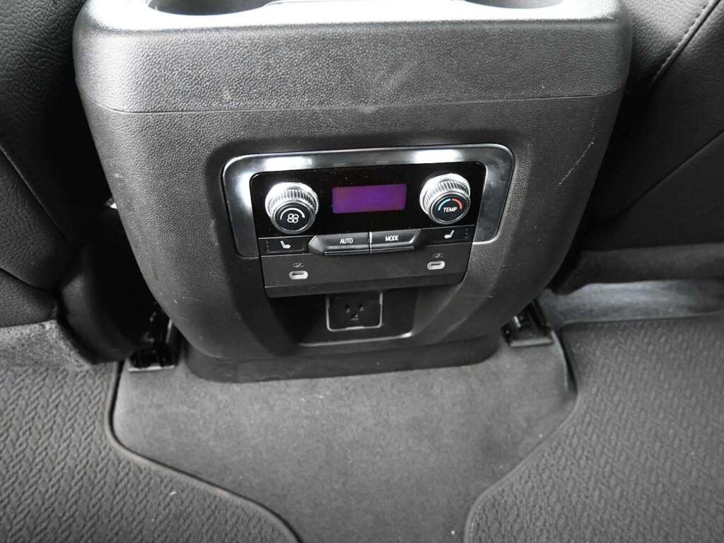 2024 GMC Yukon XL 4WD Denali