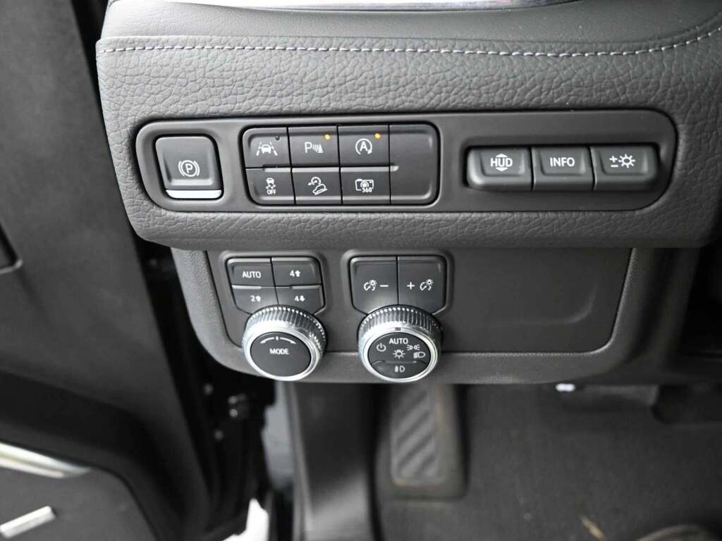 2024 GMC Yukon XL 4WD Denali