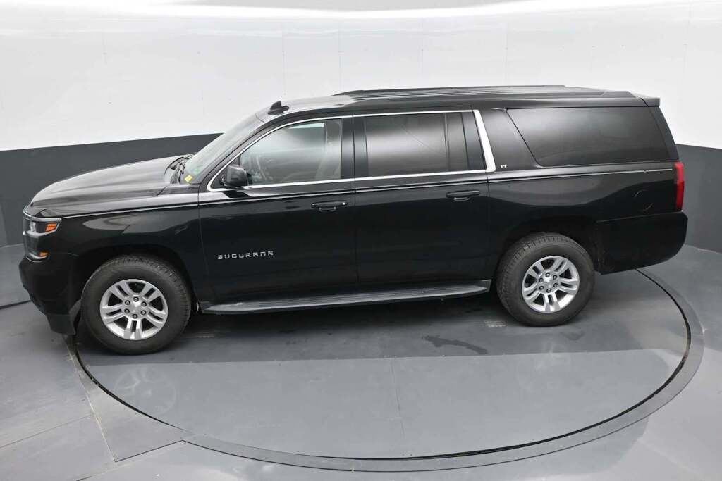 2020 Chevrolet Suburban 2WD LT