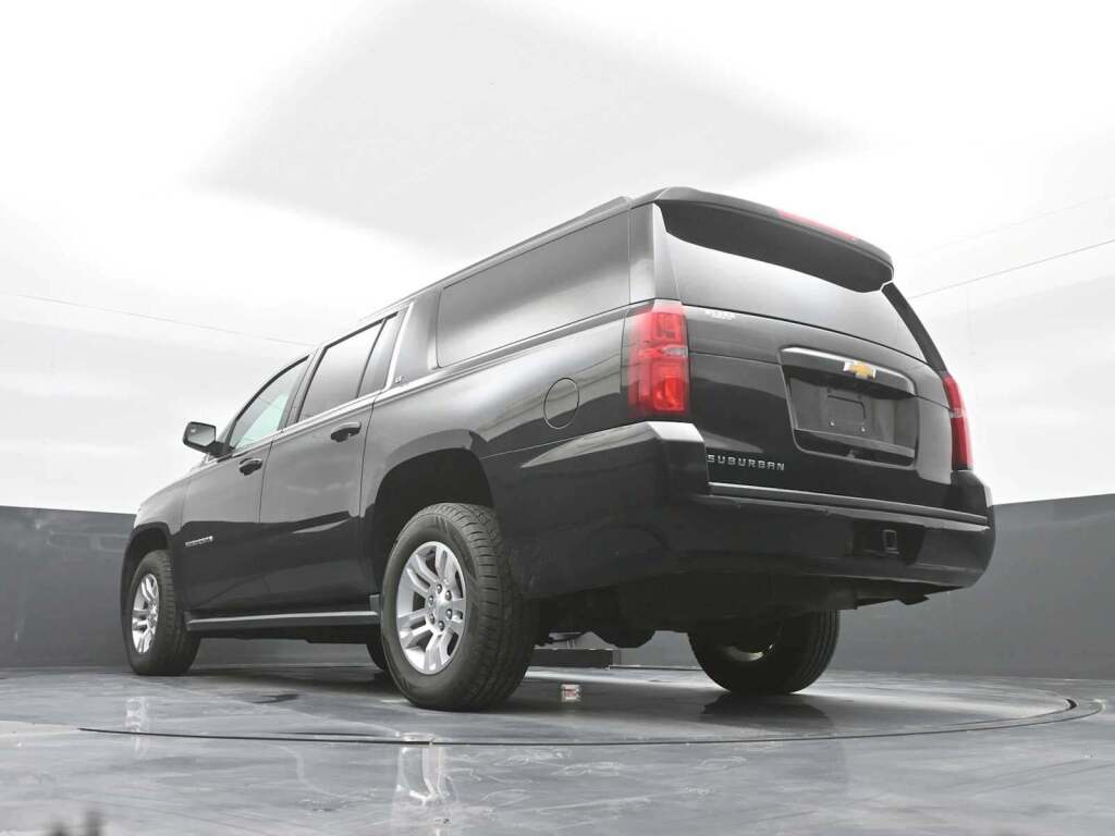 2020 Chevrolet Suburban 2WD LT