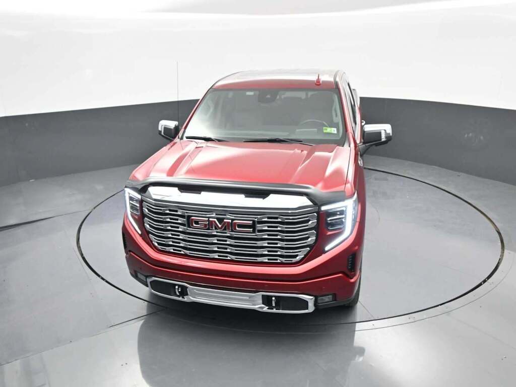 2023 GMC Sierra 1500 4WD Crew Cab Standard Box Denali