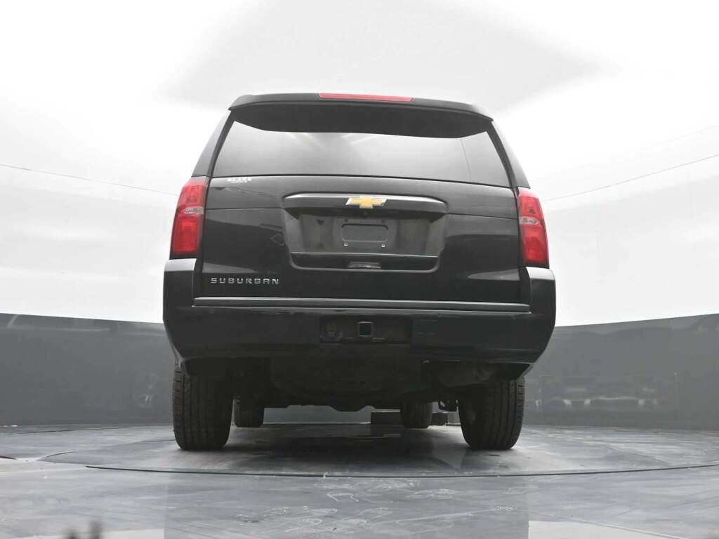 2020 Chevrolet Suburban 2WD LT