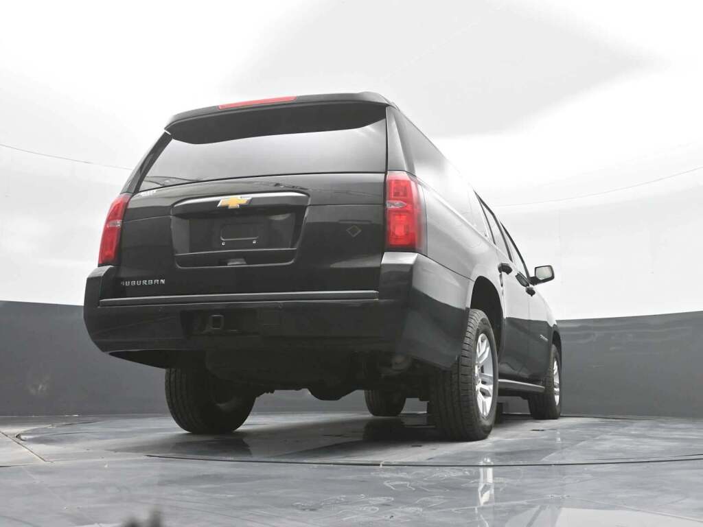 2020 Chevrolet Suburban 2WD LT