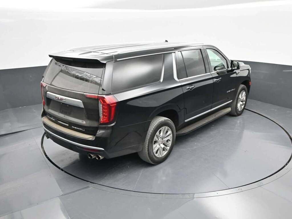 2024 GMC Yukon XL 4WD Denali
