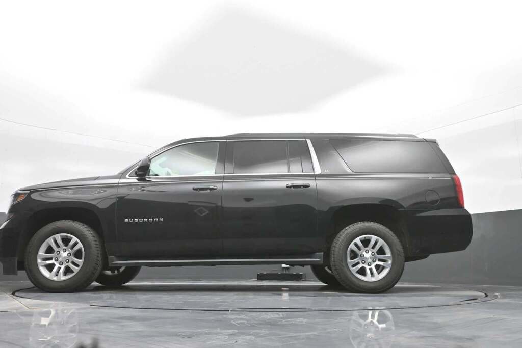 2020 Chevrolet Suburban 2WD LT