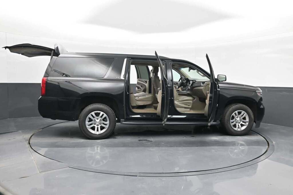 2020 Chevrolet Suburban 2WD LT