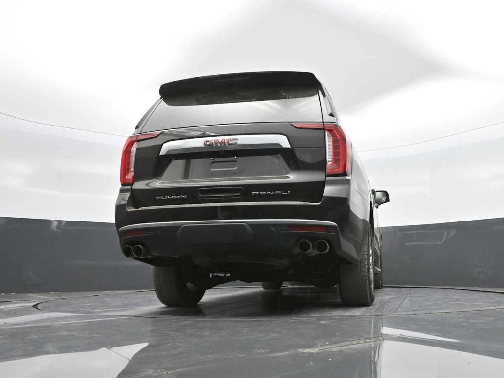 2024 GMC Yukon XL 4WD Denali