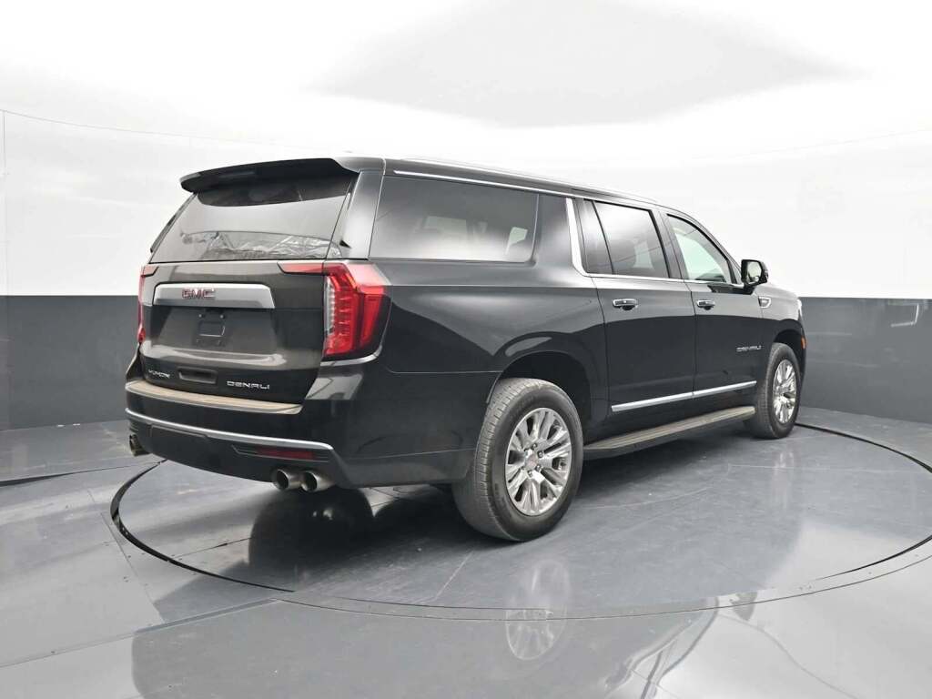 2024 GMC Yukon XL 4WD Denali