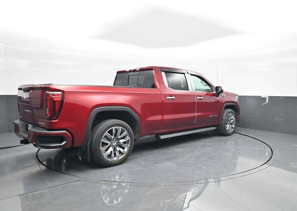 2023 GMC Sierra 1500 4WD Crew Cab Standard Box Denali