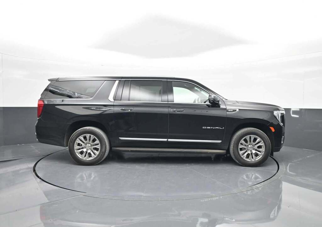 2024 GMC Yukon XL 4WD Denali