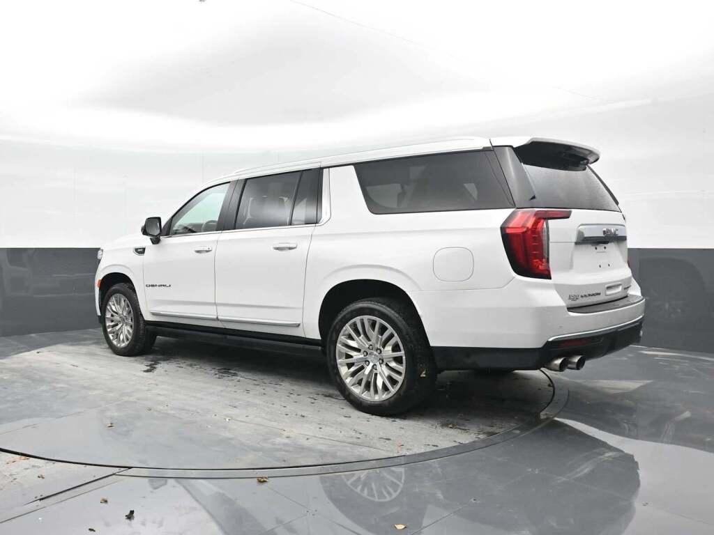 2021 GMC Yukon XL 4WD Denali