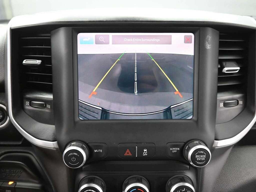 2022 Ram 3500 Big Horn Crew Cab 4x4 8' Box