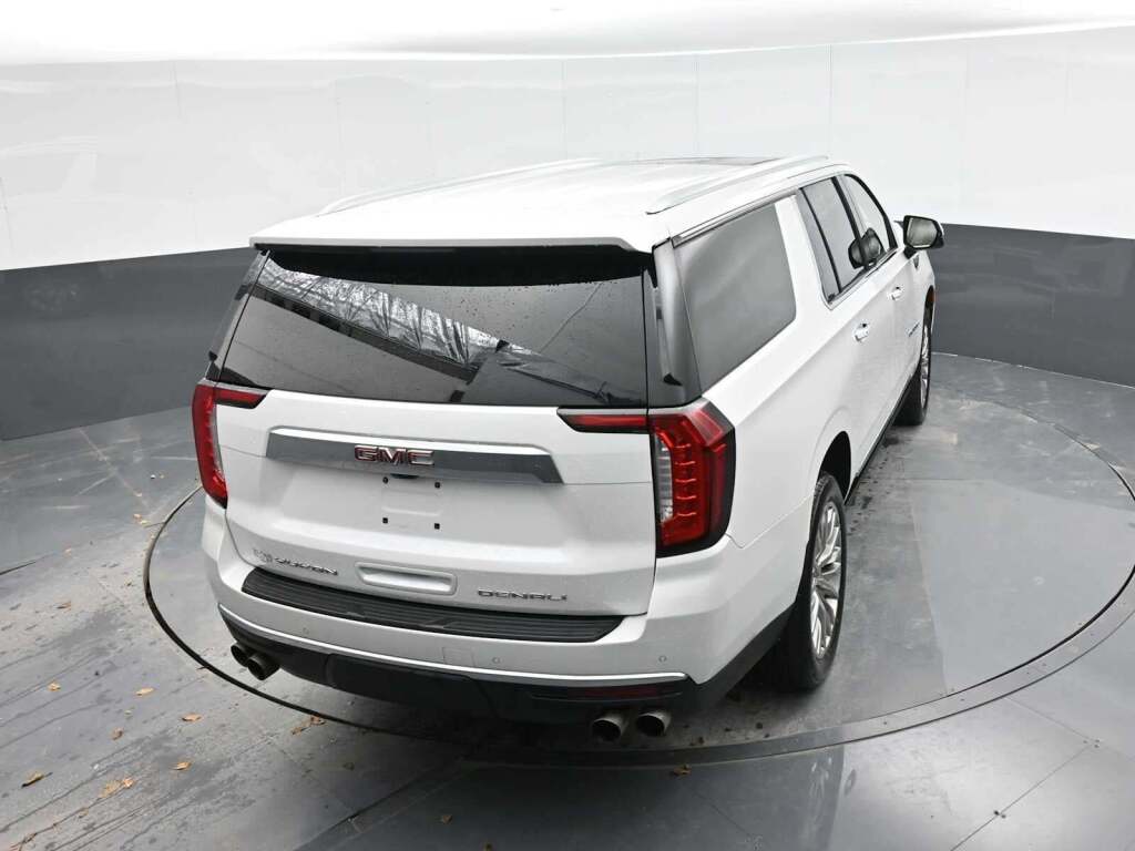 2021 GMC Yukon XL 4WD Denali