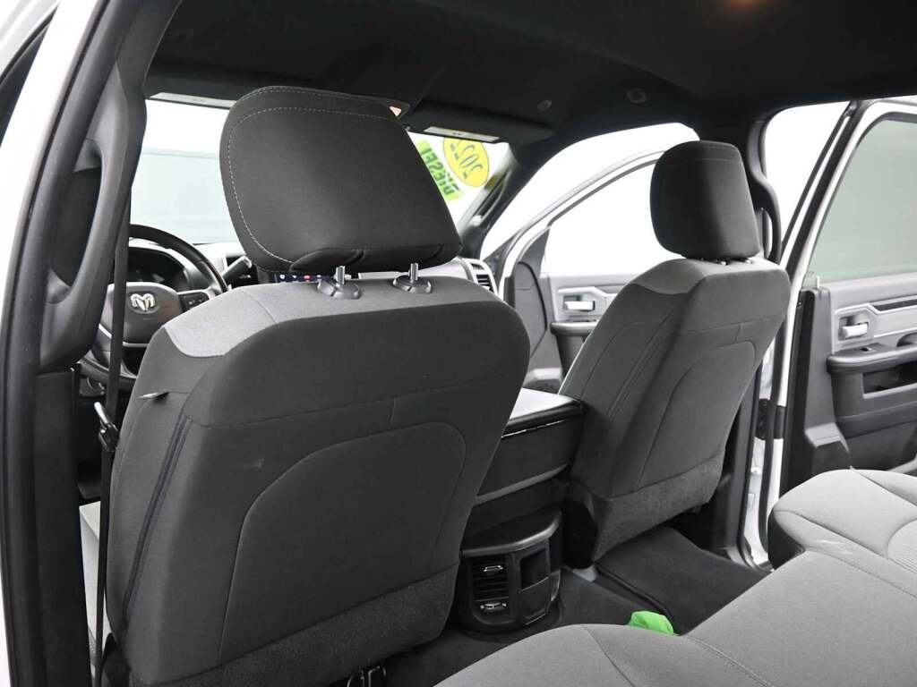 2022 Ram 3500 Big Horn Crew Cab 4x4 8' Box