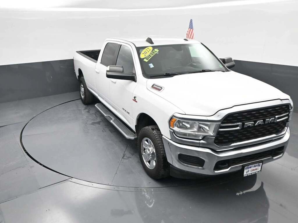 2022 Ram 3500 Big Horn Crew Cab 4x4 8' Box