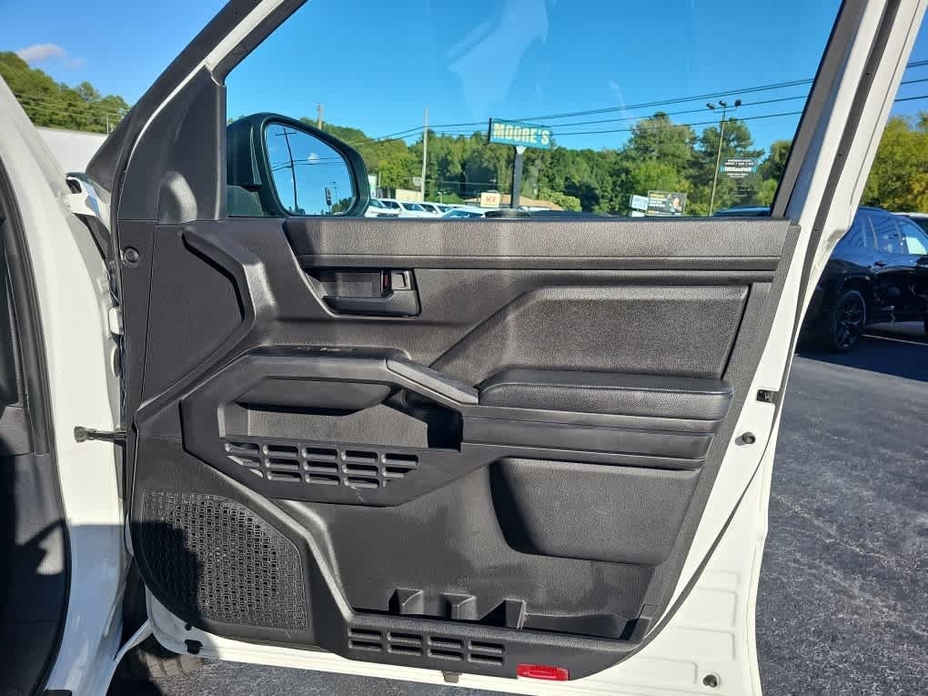 2024 Toyota Tacoma SR