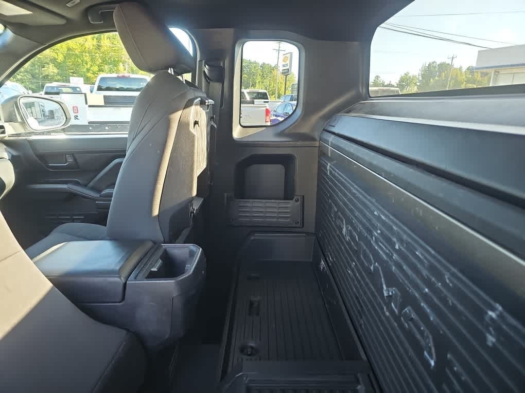 2024 Toyota Tacoma SR