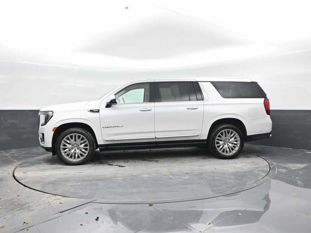2021 GMC Yukon XL 4WD Denali