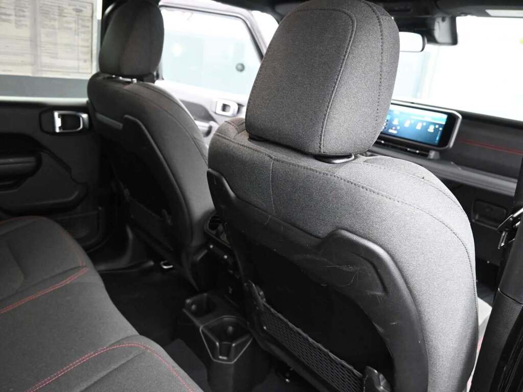 2024 Jeep Wrangler 4-Door Rubicon 4x4