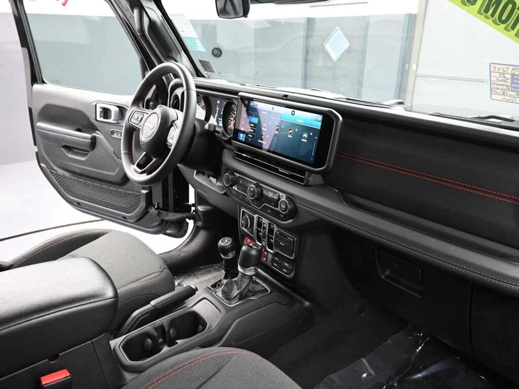 2024 Jeep Wrangler 4-Door Rubicon 4x4