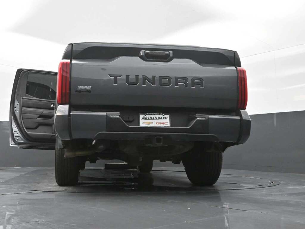 2024 Toyota Tundra SR5