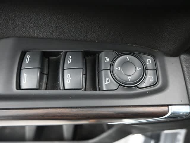 2020 GMC Sierra 1500 4WD Crew Cab Short Box SLT