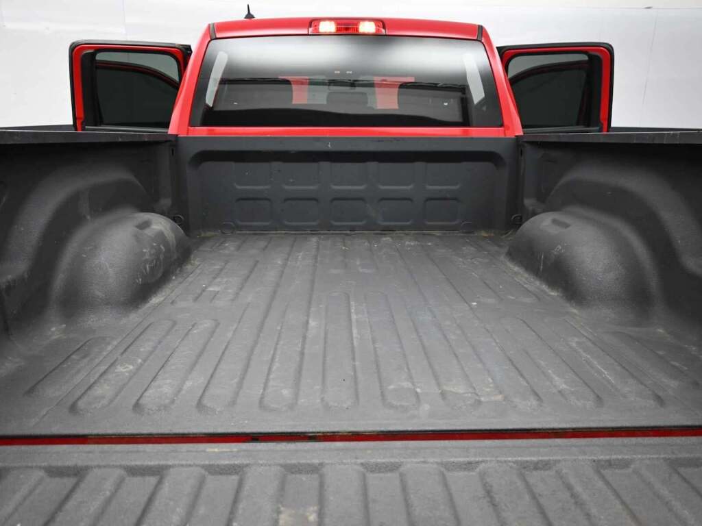 2023 Ram 1500 Classic Warlock Quad Cab 4x4 6'4" Box