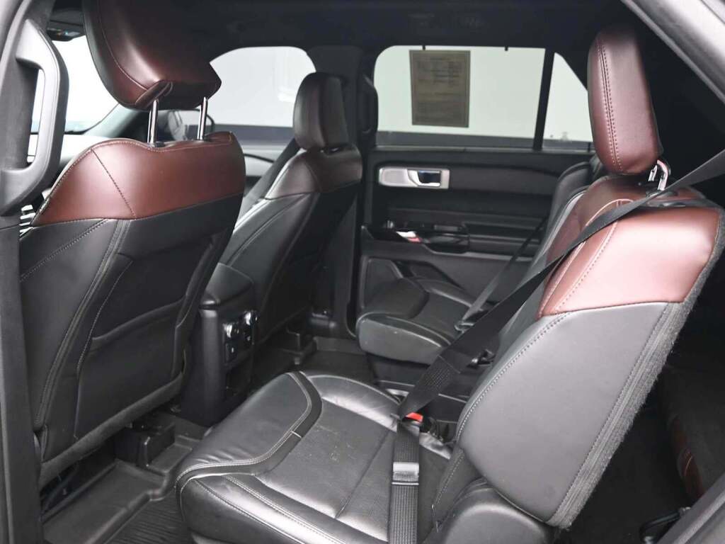 2021 Ford Explorer Platinum