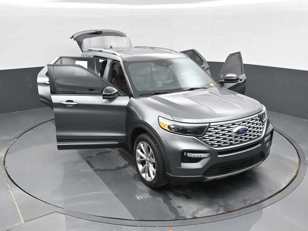 2021 Ford Explorer Platinum