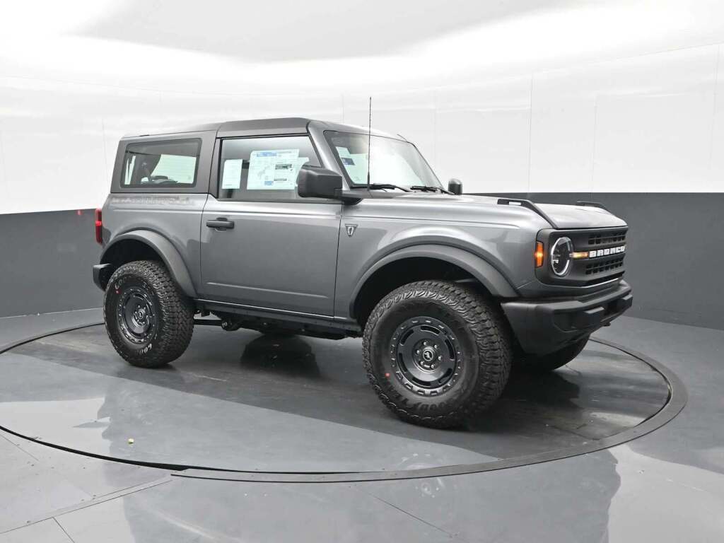 2025 Ford Bronco 
