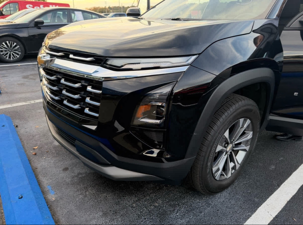 2025 Chevrolet Equinox FWD LT