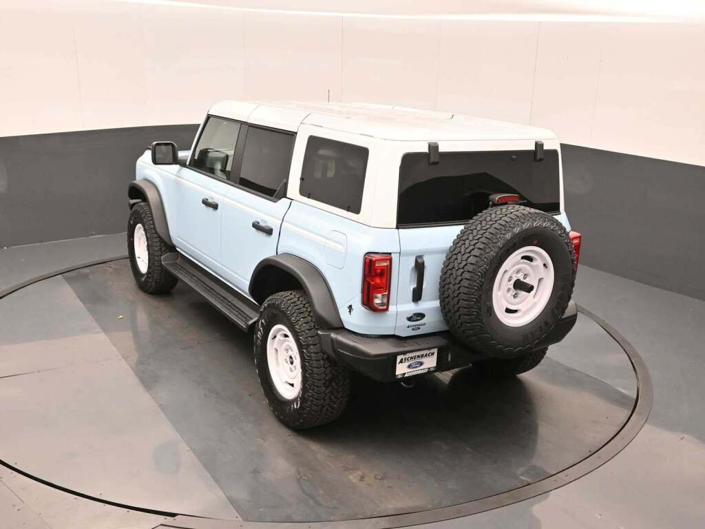 2025 Ford Bronco Heritage Edition