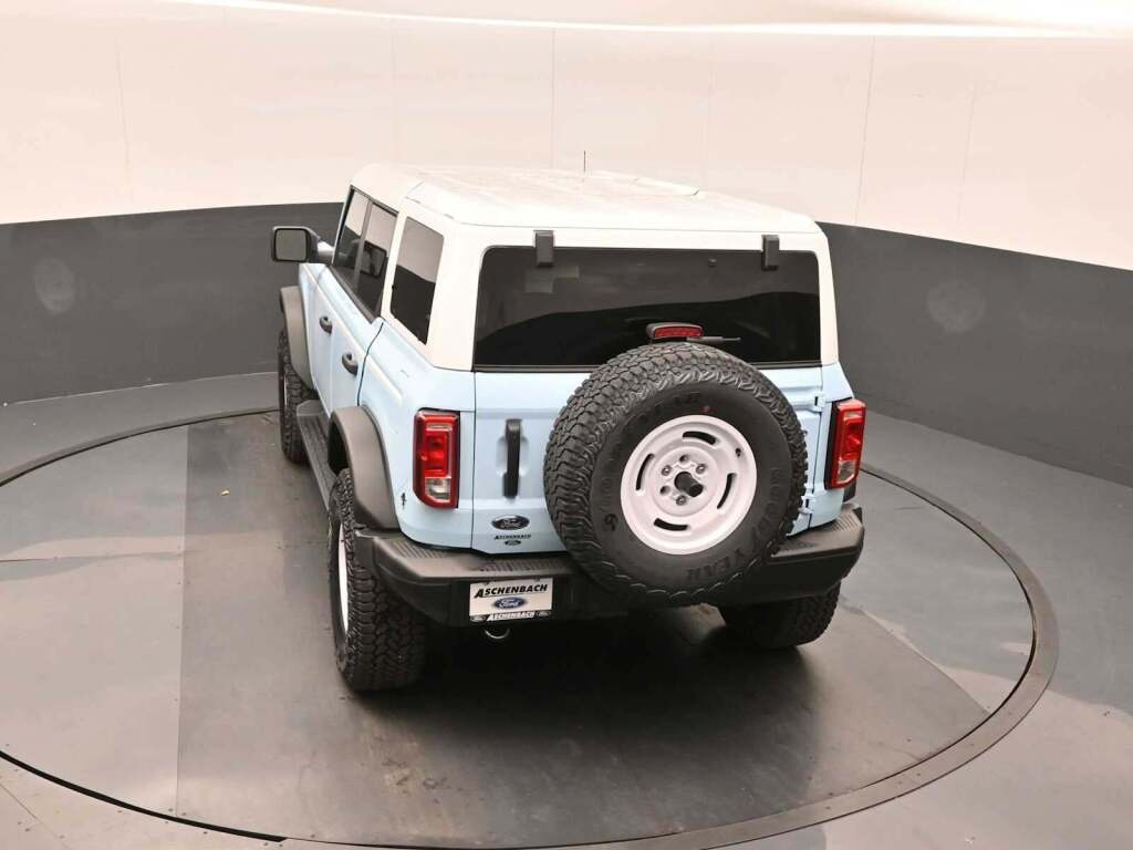 2025 Ford Bronco Heritage Edition