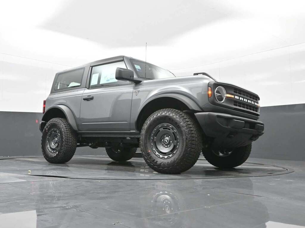 2025 Ford Bronco 