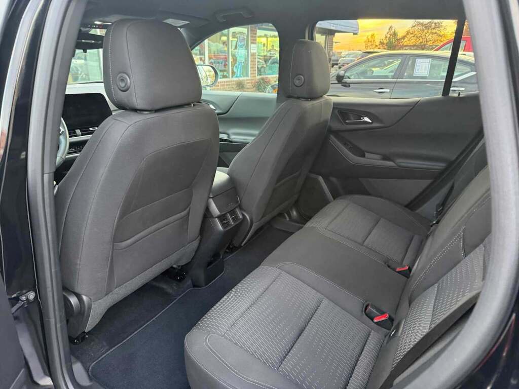 2025 Chevrolet Equinox FWD LT