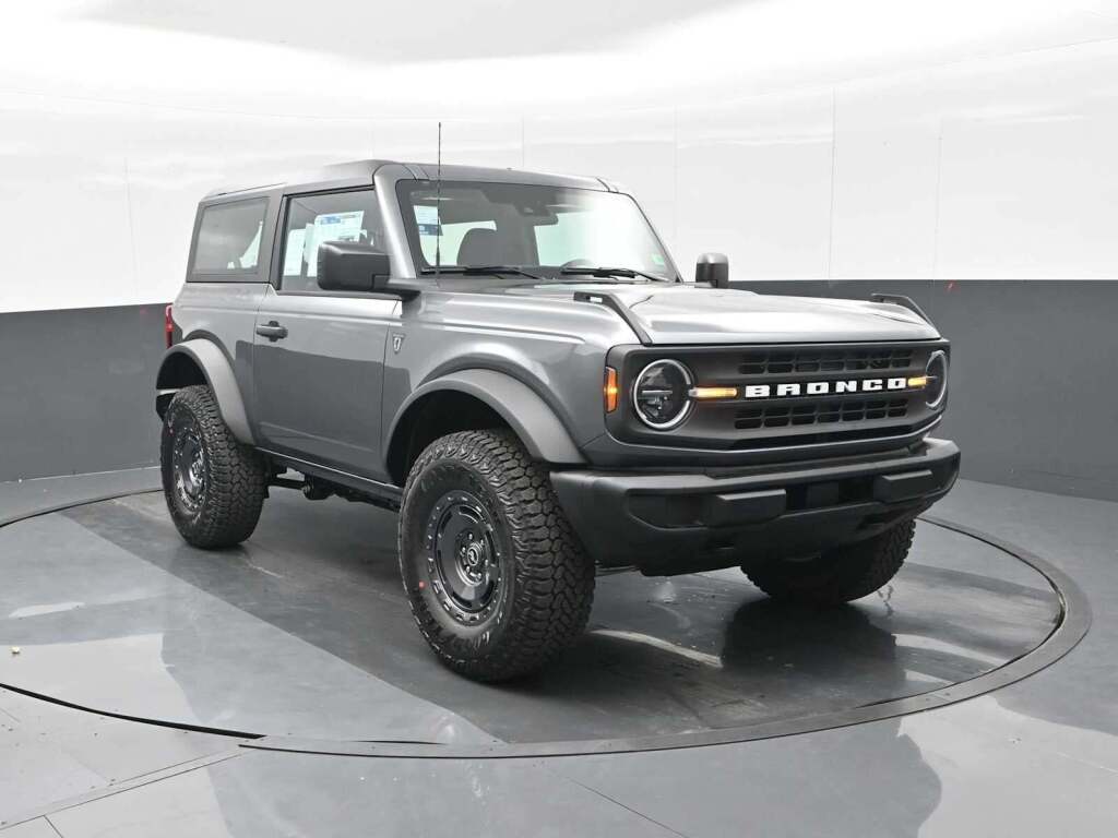 2025 Ford Bronco 