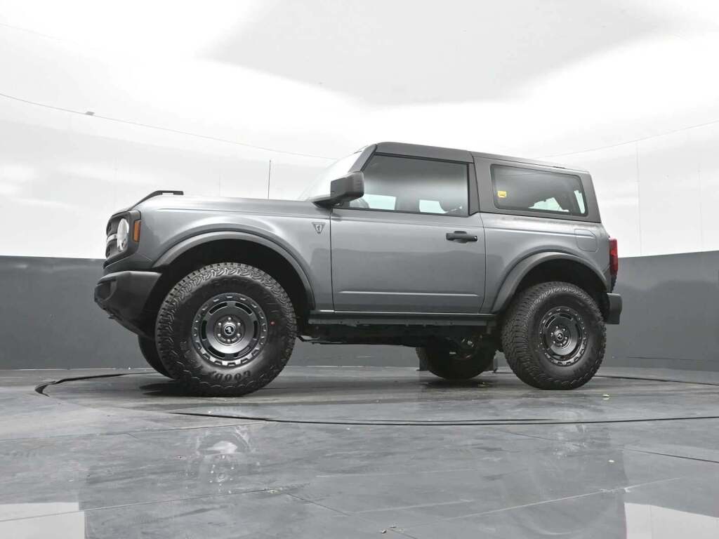 2025 Ford Bronco 