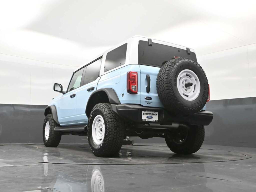 2025 Ford Bronco Heritage Edition